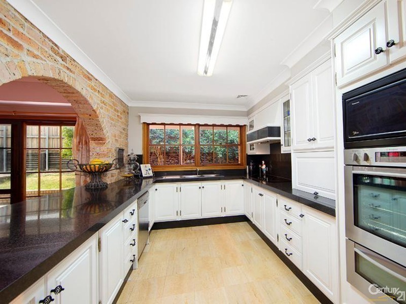 4 Hawley Close, St Ives NSW 2075