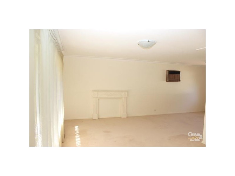 20 Warrabina Avenue, St Ives NSW 2075