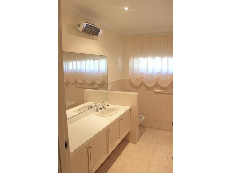 20 Warrabina Avenue, St Ives NSW 2075