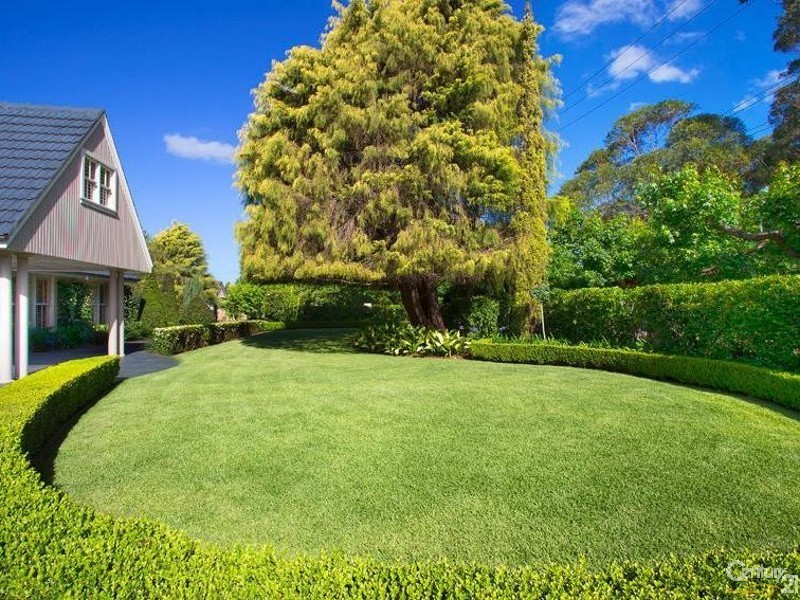 68 Douglas Street, St Ives NSW 2075