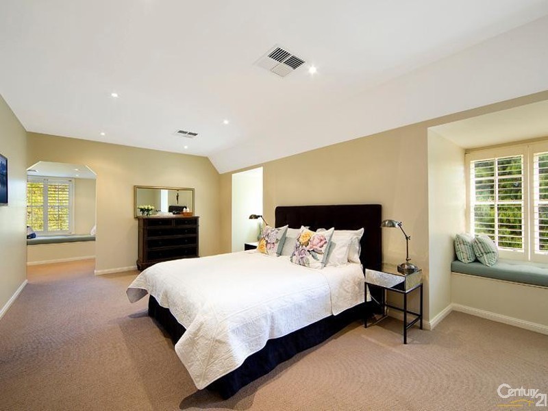 68 Douglas Street, St Ives NSW 2075
