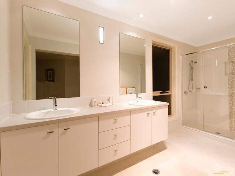 42 Toolang Road, St Ives NSW 2075