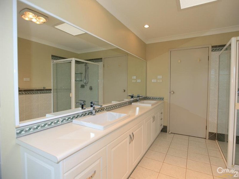 115 Collins Road, St Ives NSW 2075