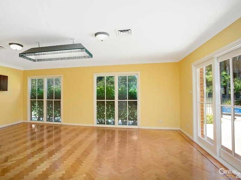 16 Ayres Road, St Ives NSW 2075