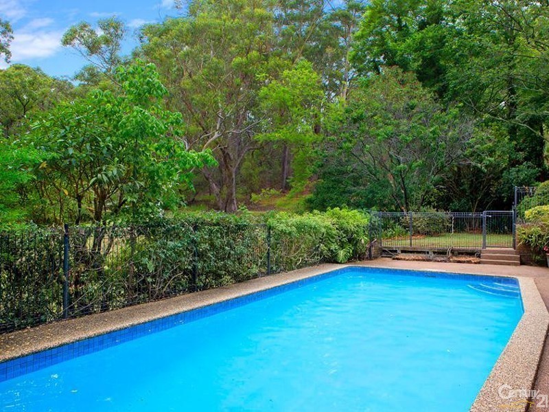 6 Newlyn Close, St Ives NSW 2075