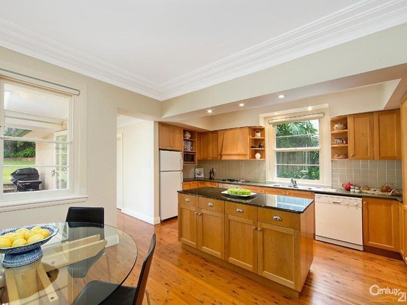 17 Knowlman Avenue, Pymble NSW 2073