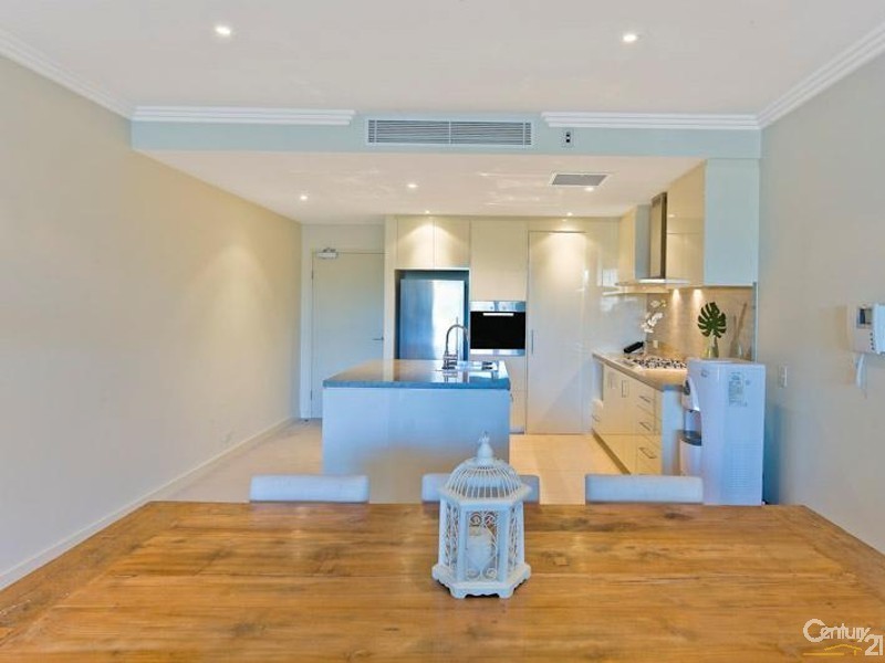 D101/2a Eulbertie Avenue, Warrawee NSW 2074