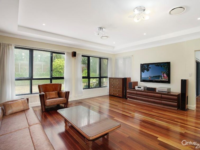 30 Hunter Avenue, St Ives NSW 2075