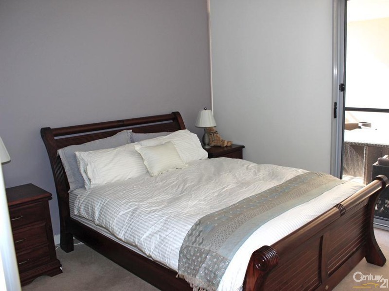 304/1-3 Sturt Place, St Ives NSW 2075