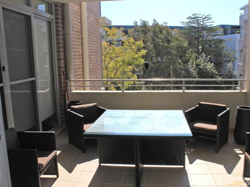 304/1-3 Sturt Place, St Ives NSW 2075