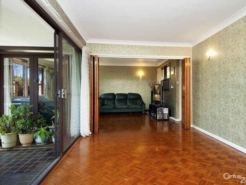 177 Warrimoo Avenue, St Ives NSW 2075