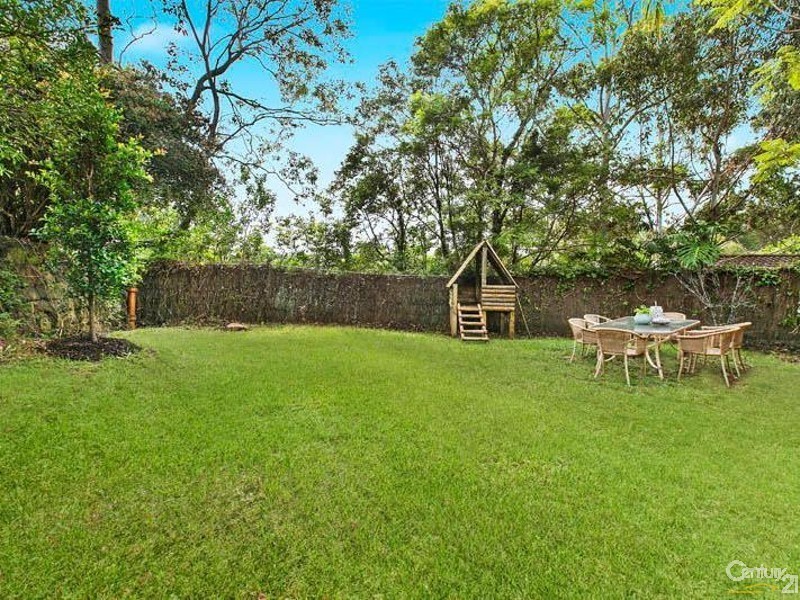 6 Gould Ave, St Ives NSW 2075