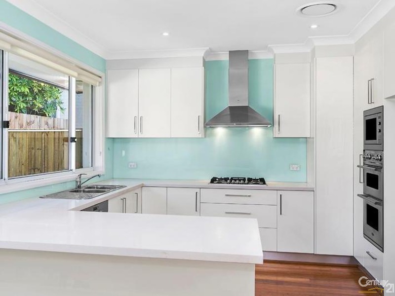 19 Carissa Avenue, St Ives NSW 2075