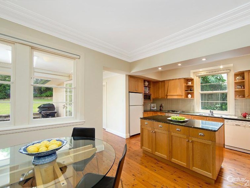 17 Knowlman Avenue, Pymble NSW 2073