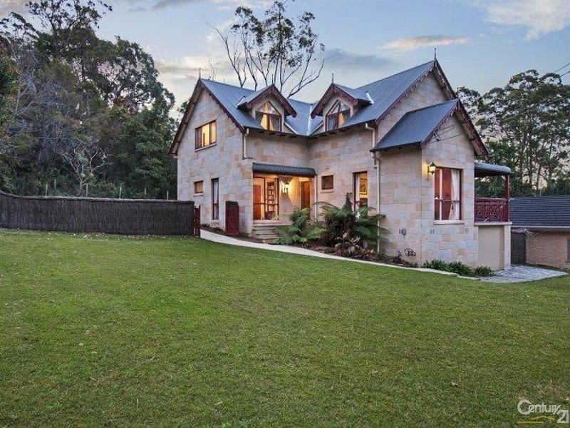 18 Gould Avenue, St Ives NSW 2075