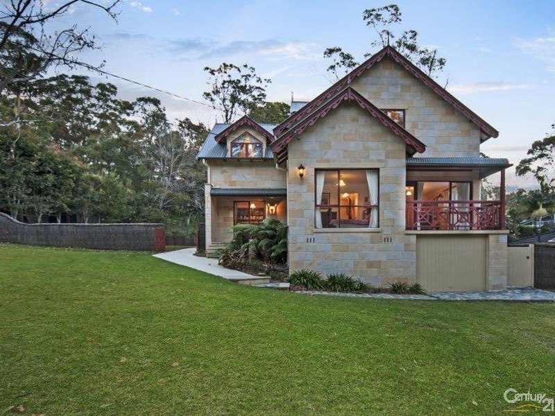 18 Gould Avenue, St Ives NSW 2075