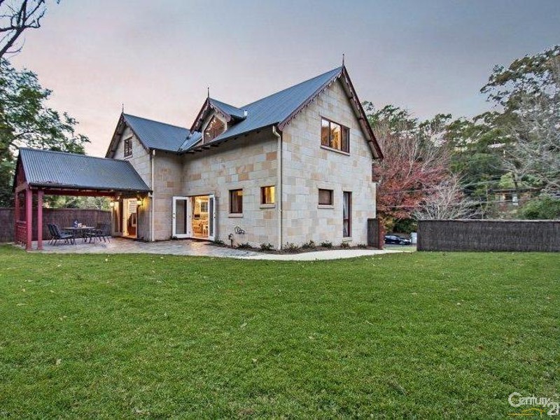 18 Gould Avenue, St Ives NSW 2075