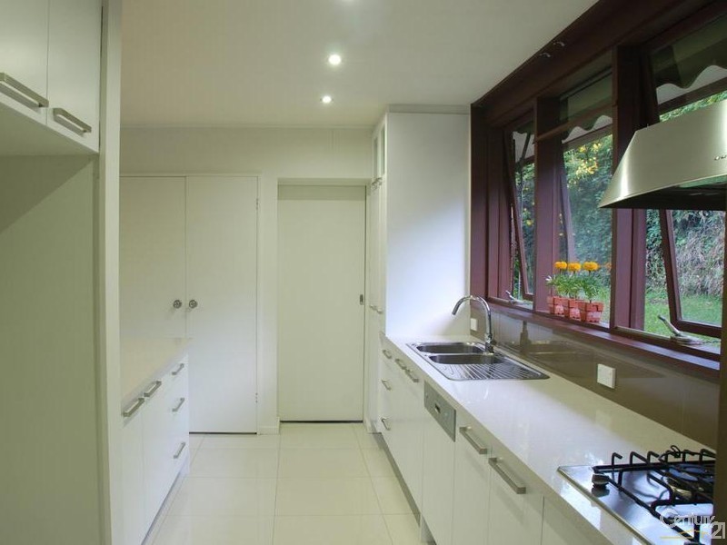 2 Gould Avenue, St Ives NSW 2075