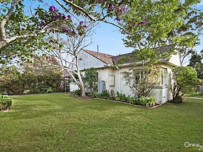 16 Carbeen Avenue, St Ives NSW 2075