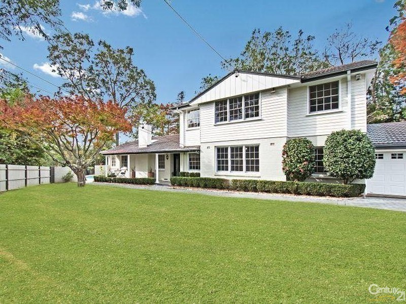 18 Cranford Avenue, St Ives NSW 2075