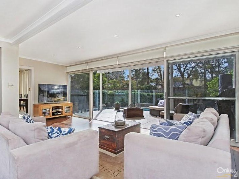 18 Cranford Avenue, St Ives NSW 2075