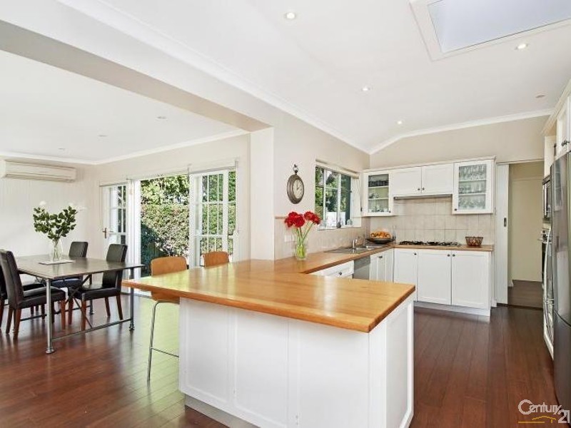 18 Cranford Avenue, St Ives NSW 2075