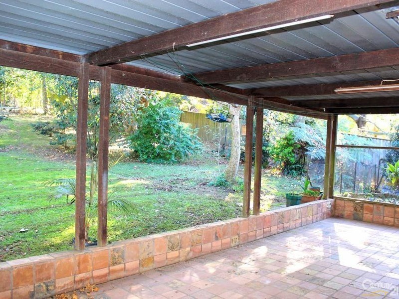 18 Wambool Street, Turramurra NSW 2074