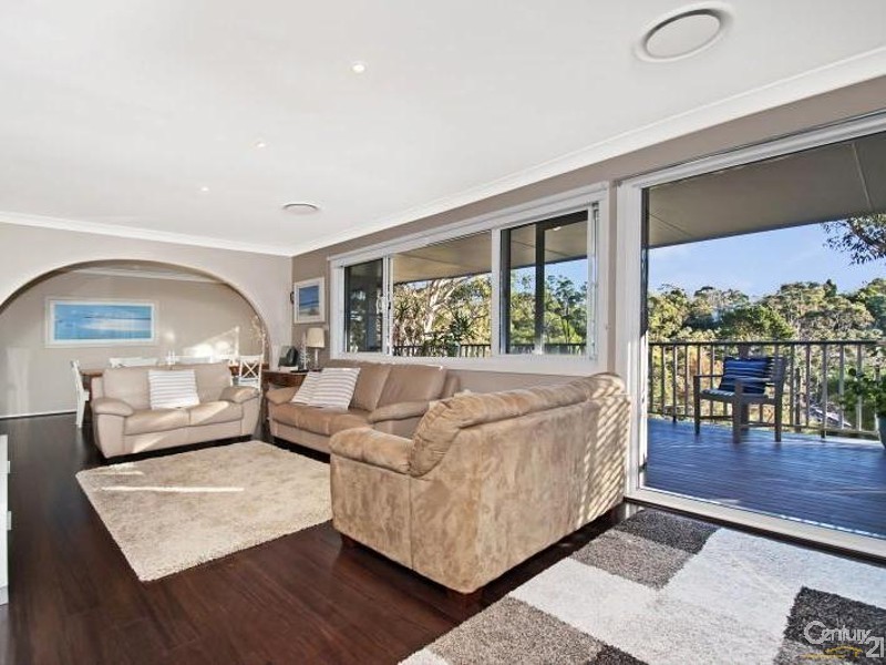 6 Lee Place, St Ives NSW 2075