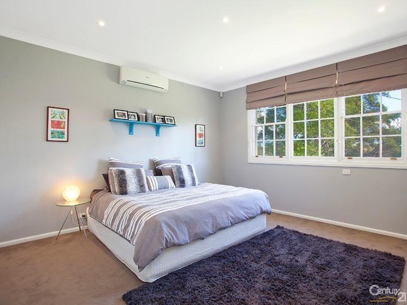 6 Tobruk Avenue, St Ives NSW 2075