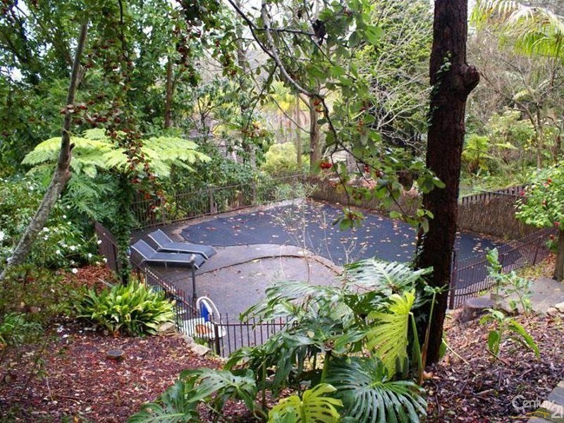 90 Eastern Arterial Road, St Ives NSW 2075