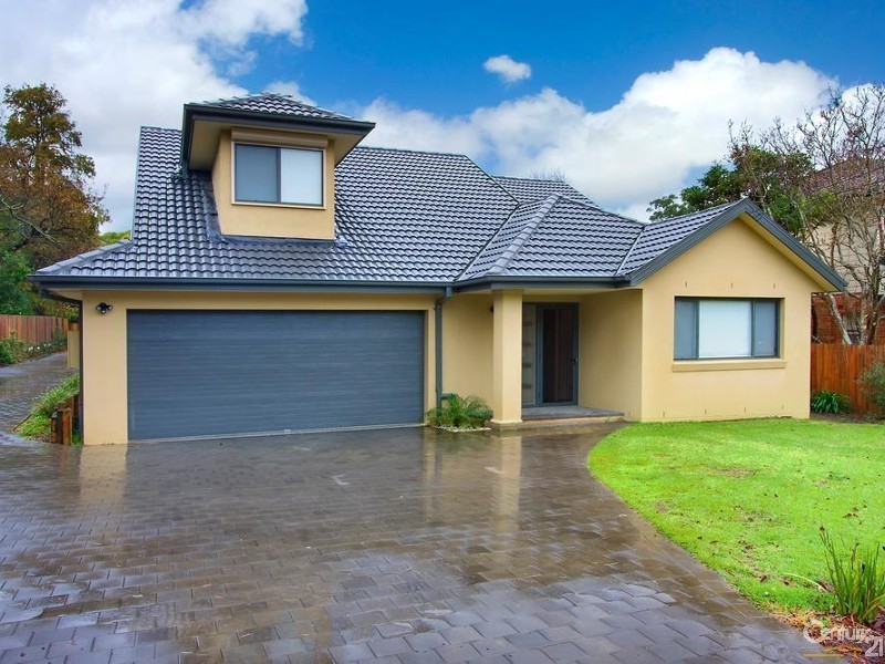 2 Normurra Avenue, Turramurra NSW 2074