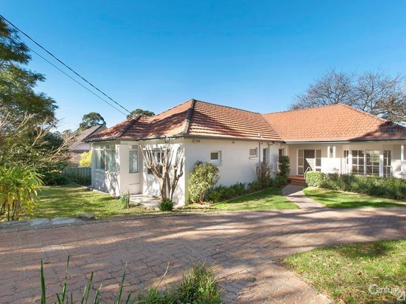 26 Tennyson Avenue, Turramurra NSW 2074