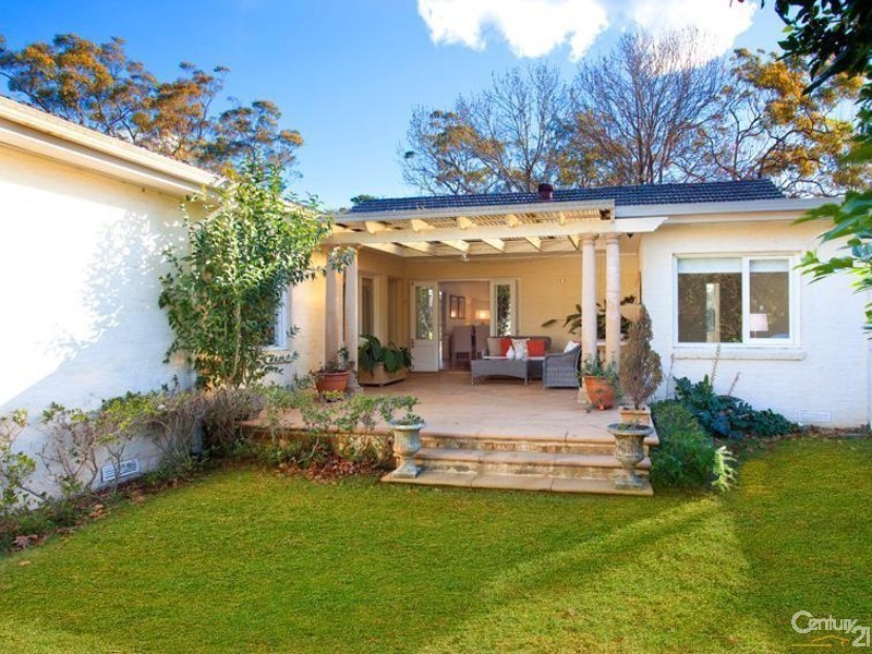 8 Paul Avenue, St Ives NSW 2075