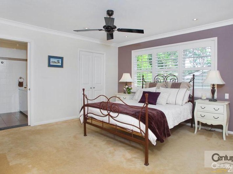 25 Flinders Avenue, St Ives NSW 2075