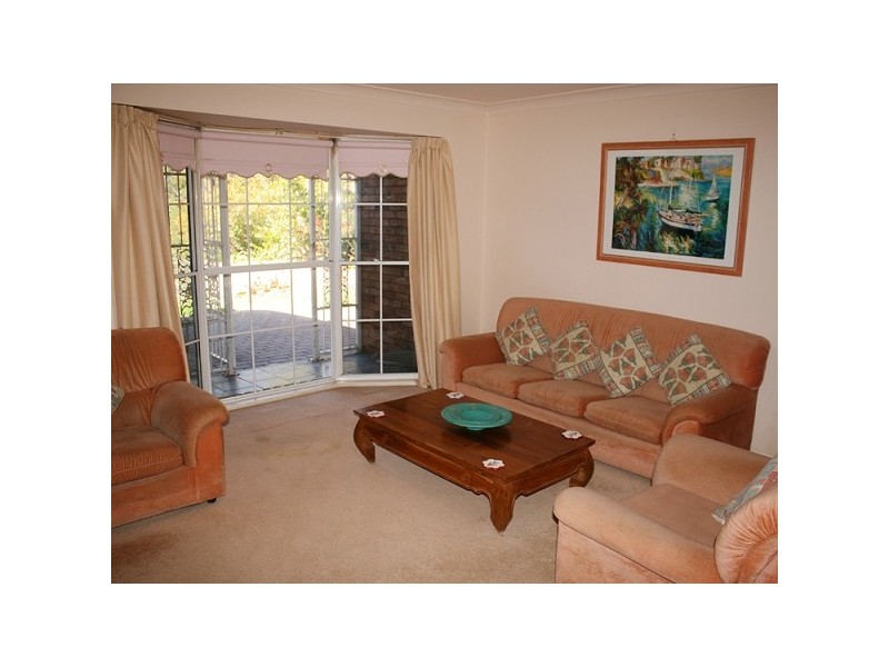 11 Roebourne Street, Yarrawarrah NSW 2233