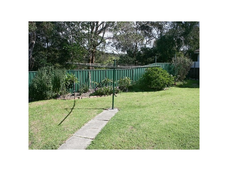 8 Raymond Place, Engadine NSW 2233