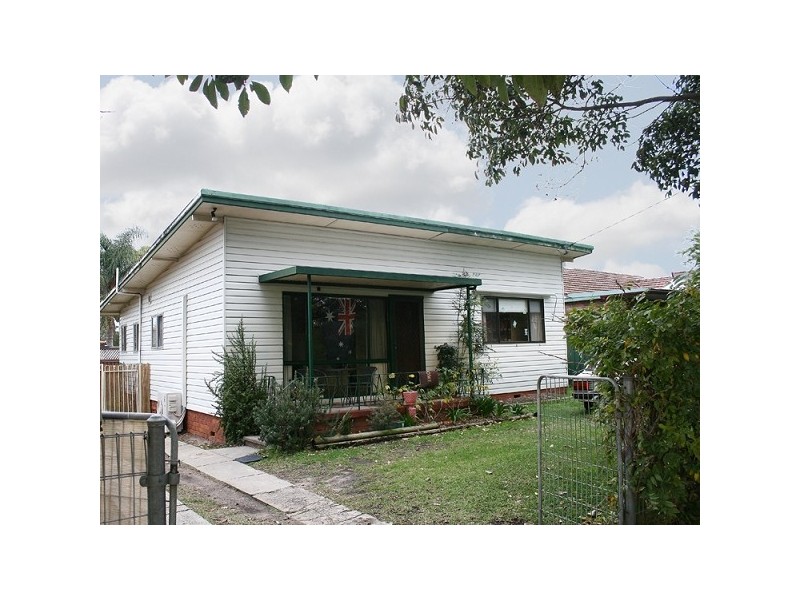 104 Woronora Road, Engadine NSW 2233
