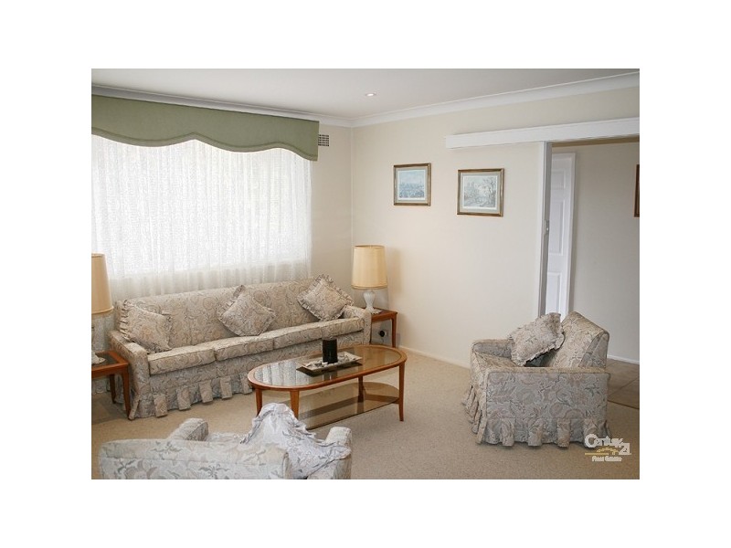 13 Pambula Road, Engadine NSW 2233