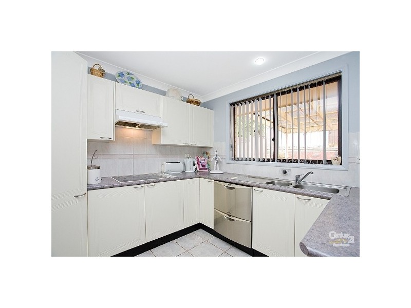 33 Cutler Rd, Engadine NSW 2233