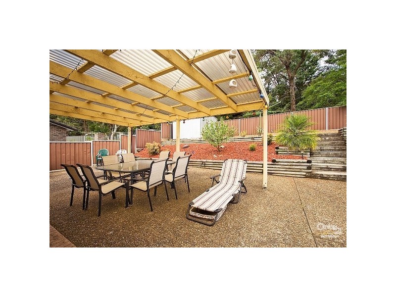 33 Cutler Rd, Engadine NSW 2233