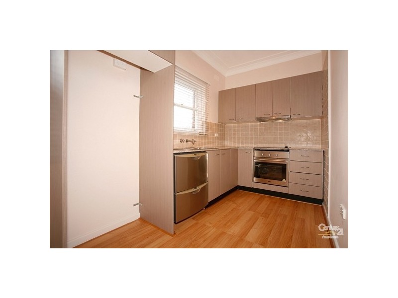 8/3 Caronia Ave, Cronulla NSW 2230