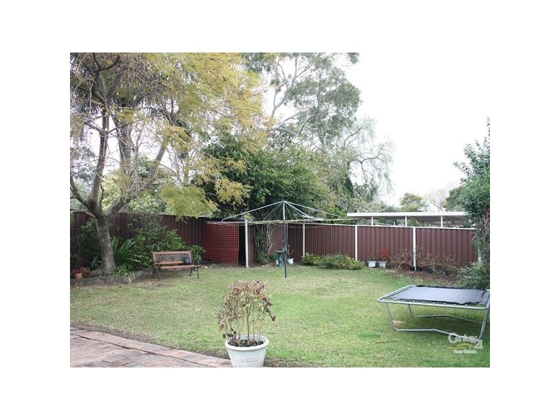 66 Laurina Avenue, Yarrawarrah NSW 2233