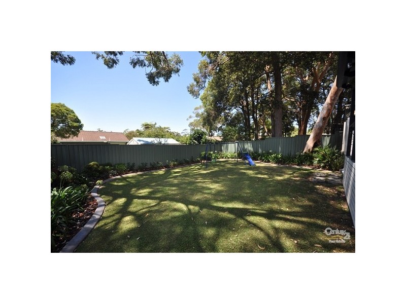 34 Jacana Gr, Heathcote NSW 2233