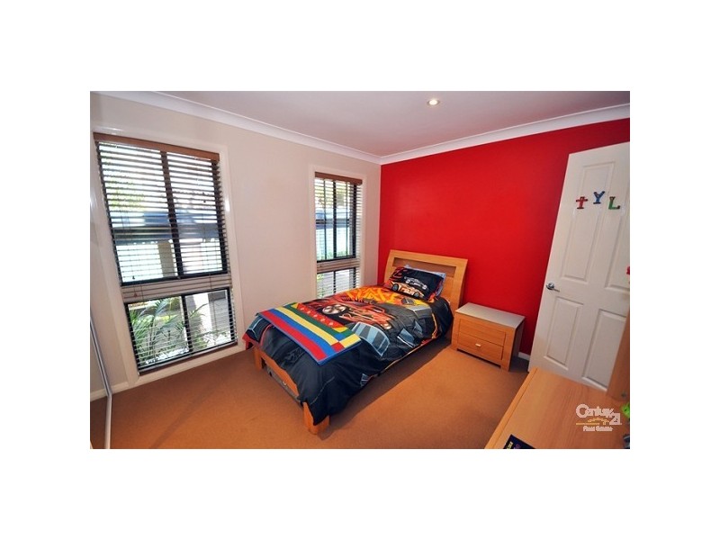 34 Jacana Gr, Heathcote NSW 2233