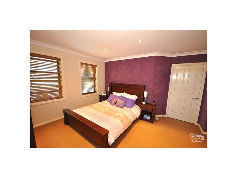 34 Jacana Gr, Heathcote NSW 2233