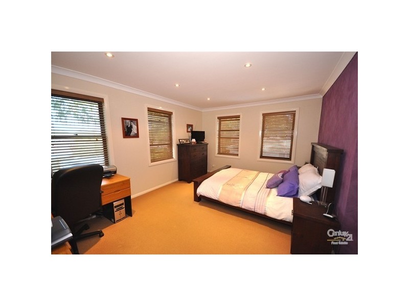 34 Jacana Gr, Heathcote NSW 2233