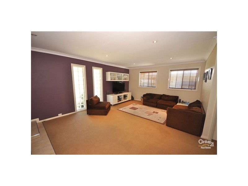 34 Jacana Gr, Heathcote NSW 2233