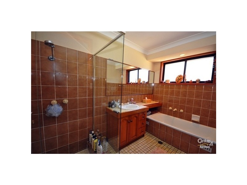 40 Dalley Rd, Heathcote NSW 2233