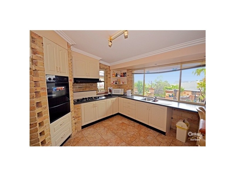 8 Cambrai Avenue, Engadine NSW 2233