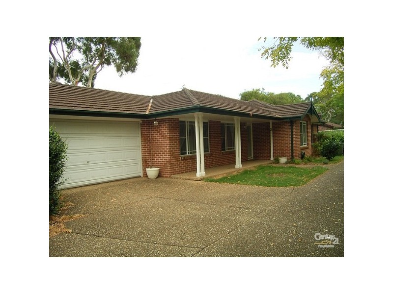 2/185 Woronora Rd, Engadine NSW 2233